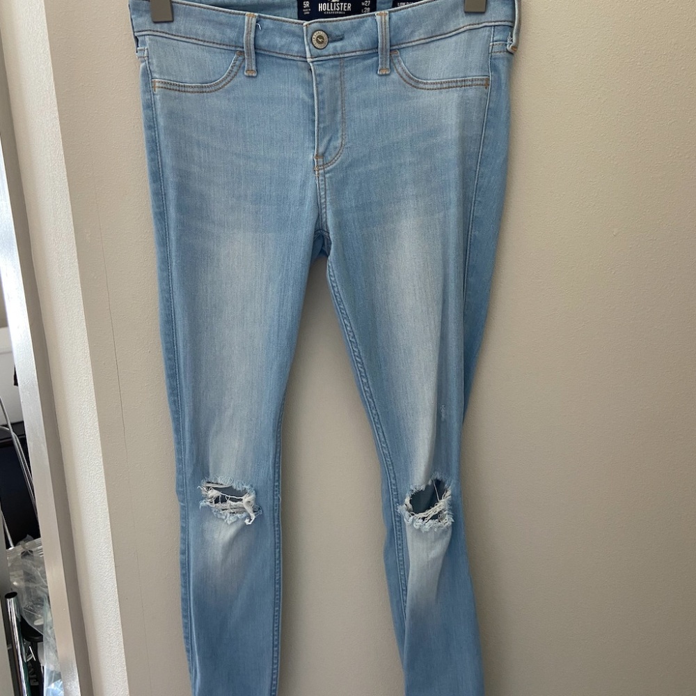 Hollister Light Wash Ripped Jean Leggings
